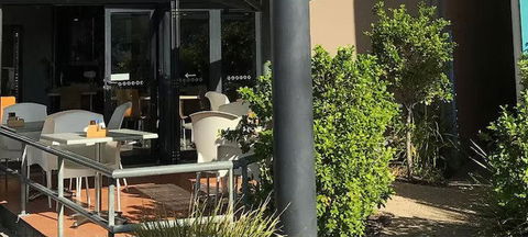 The Coffee House Apartments & Bistro - Gold Coast 4U 1