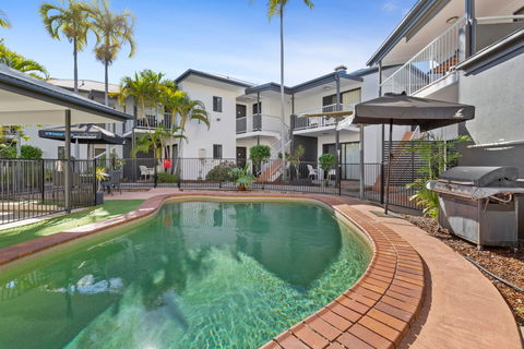 The Coffee House Apartments & Bistro - Gold Coast 4U 13