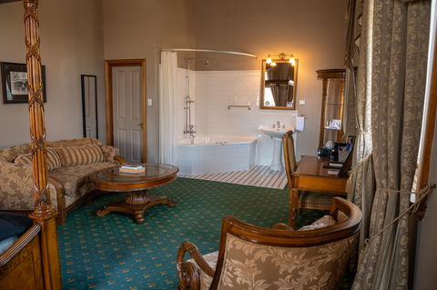 Denison Boutique Hotel - Gold Coast 4U 11
