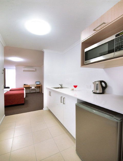 The Edge Apartment Hotel - Gold Coast 4U 3