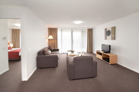 The Edge Apartment Hotel - Gold Coast 4U 11