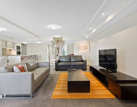 CBD Executive Apartments - Accommodation Gold Coast 12