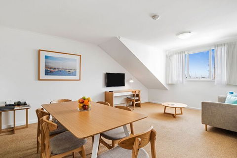 Williamstown Residences - Accommodation Gold Coast 17