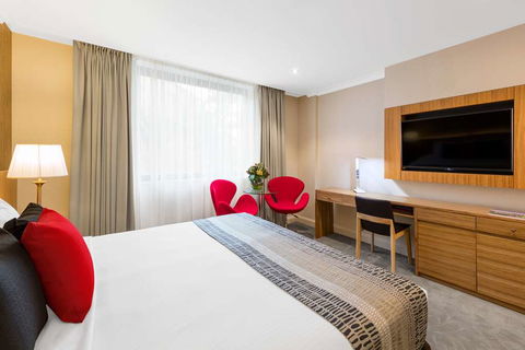 Best Western Plus Hotel Diana - Accommodation Gold Coast 7