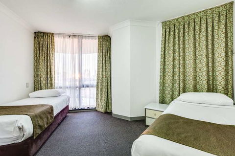 Hillcrest Central Apartment Hotel - Accommodation Gold Coast 5