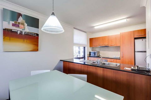 Hillcrest Central Apartment Hotel - Accommodation Gold Coast 11