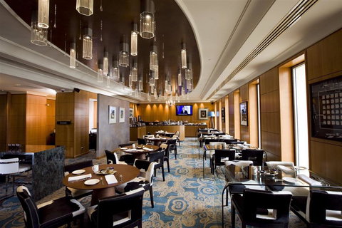 Duxton Hotel - 1 Gold Coast 16