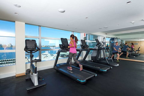 DoubleTree by Hilton Perth Waterfront - 1 Gold Coast 17