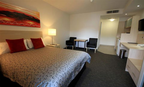 Jephson Hotel - Accommodation Gold Coast 8