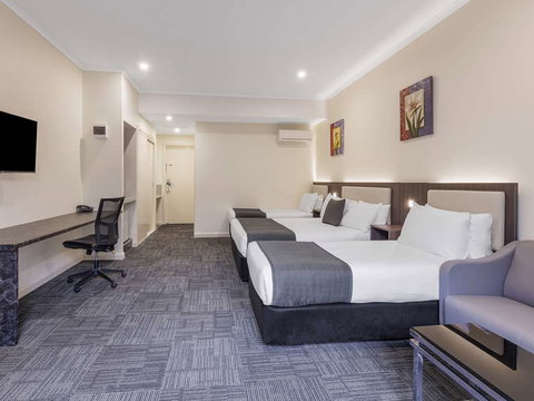 Quality Hotel Melbourne Airport - 1 Gold Coast 9