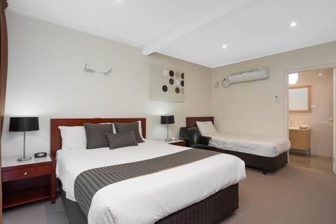 New Crossing Place Motel - Gold Coast 4U 4