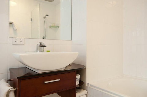 Adabco Boutique Hotel - 1 Gold Coast 6