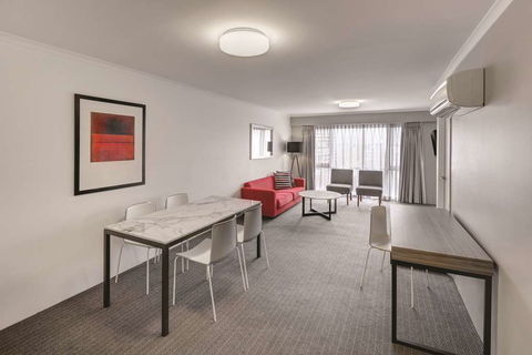 Adina Serviced Apartments James Court - Accommodation Gold Coast 5