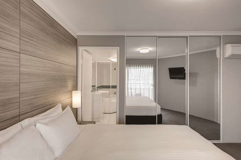 Adina Serviced Apartments James Court - Accommodation Gold Coast 10