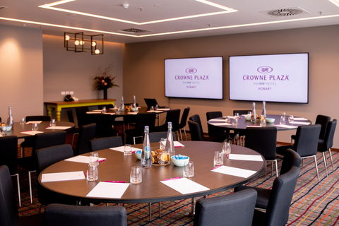 Crowne Plaza Hobart - Gold Coast 4U 10