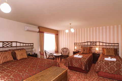 Hadley's Orient Hotel - Gold Coast 4U 3