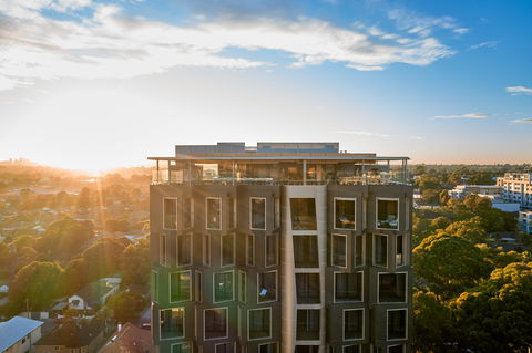 Crowne Plaza Sydney Burwood - Gold Coast 4U 1