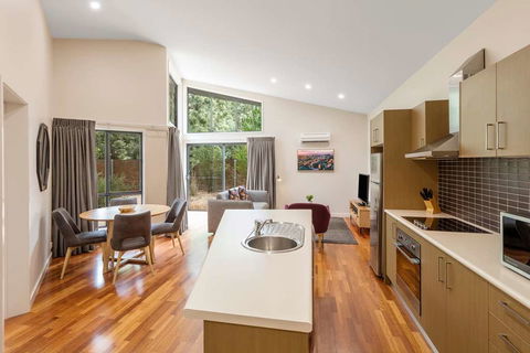 Club Wyndham Seven Mile Beach-Trademark - Gold Coast 4U 5
