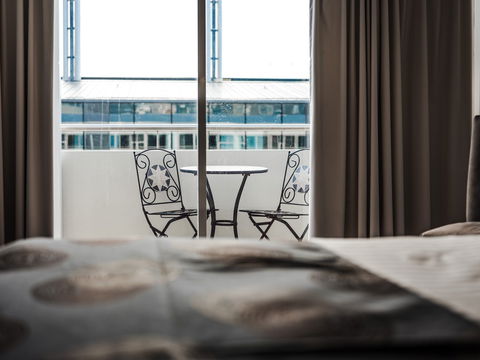 Salamanca Suites - Accommodation Gold Coast 10