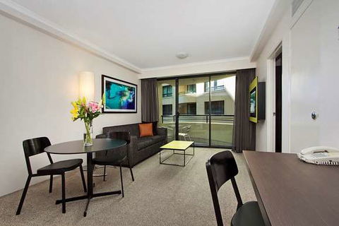 Mantra Parramatta - Gold Coast 4U 3