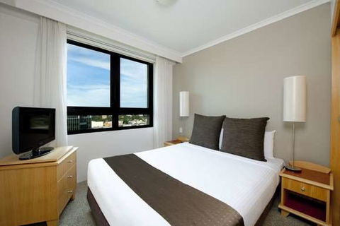 Mantra Parramatta - Gold Coast 4U 13