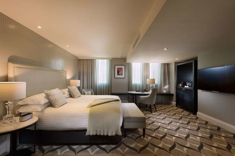 Mayfair Hotel - Accommodation Gold Coast 8