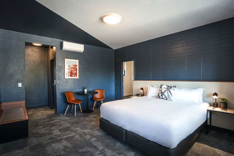 HotelMOTEL - Accommodation Gold Coast 6