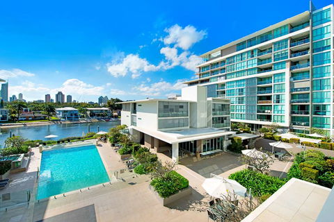ULTIQA Freshwater Point Resort - Accommodation Gold Coast 5