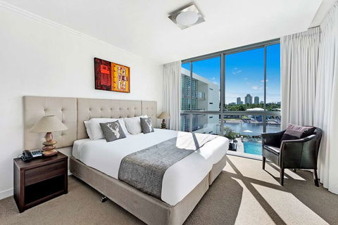 ULTIQA Freshwater Point Resort - Accommodation Gold Coast 9