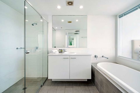 ULTIQA Freshwater Point Resort - Accommodation Gold Coast 11
