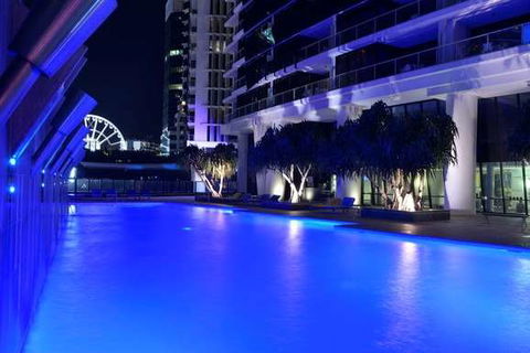 Mantra Circle on Cavill - Accommodation Gold Coast 4