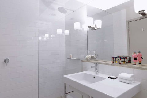 QT Canberra - Accommodation Gold Coast 5