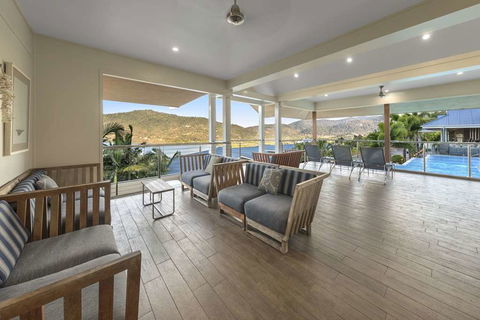 Club Wyndham Airlie Beach - Gold Coast 4U 4