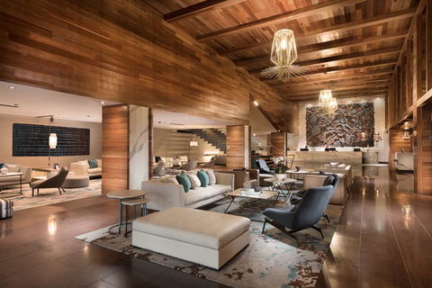 Pan Pacific Melbourne - 1 Gold Coast 2