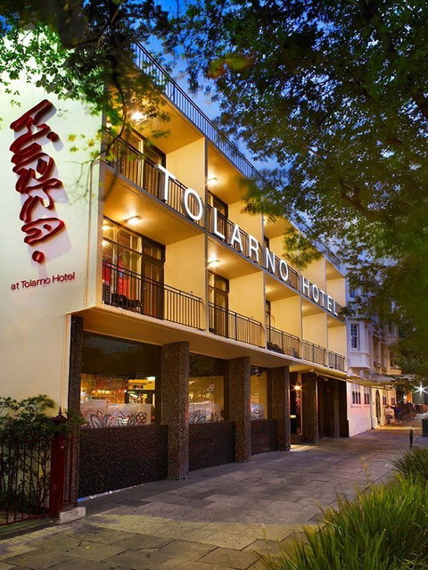Tolarno Hotel - 1 Gold Coast 0