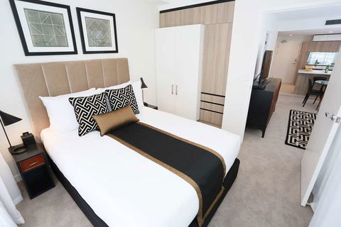 Alex Perry Hotel and Apartments - Accommodation Gold Coast 5