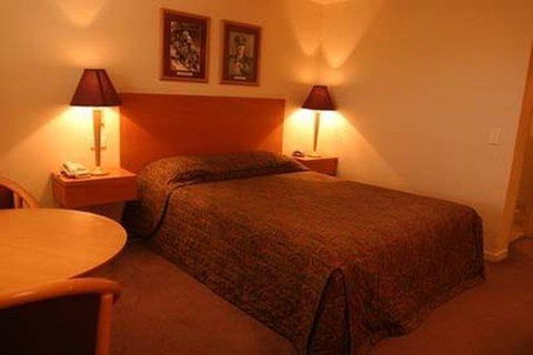 Kingsford Smith Motel - Accommodation Gold Coast 3