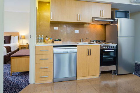 Best Western Plus Hovell Tree Inn - Accommodation Gold Coast 3