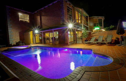Best Western Plus Hovell Tree Inn - Accommodation Gold Coast 5