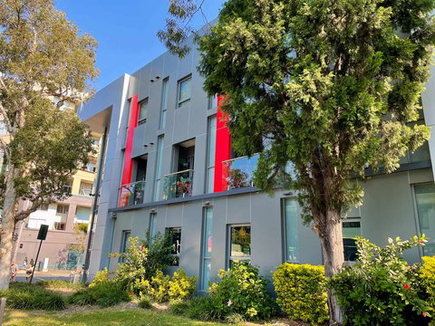 Best Western Plus Camperdown Suites - 1 Gold Coast 1