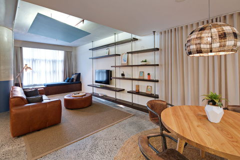 Zara Tower Serviced Apartments - Accommodation Gold Coast 7