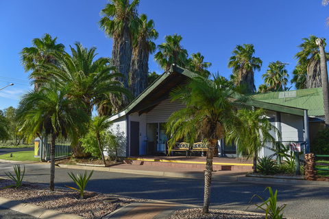 Desert Palms Alice Springs - Gold Coast 4U 2