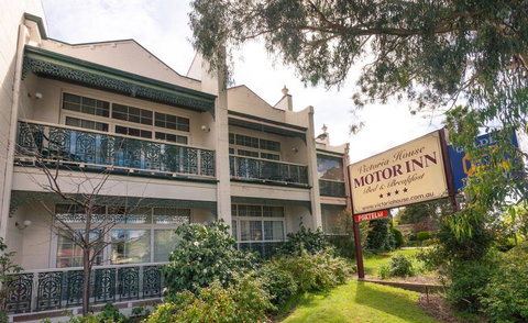 Victoria House Motor Inn - Accommodation Gold Coast 0