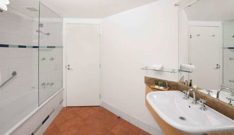 Mantra on the Esplanade - Accommodation Gold Coast 2