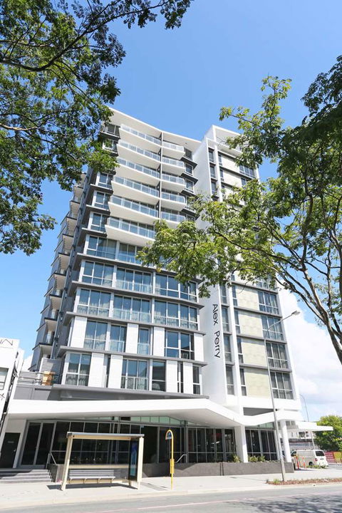Alex Perry Hotel and Apartments - Accommodation Gold Coast 0