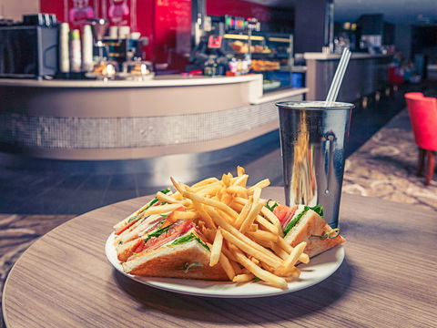 Mercure Orange - Gold Coast 4U 2