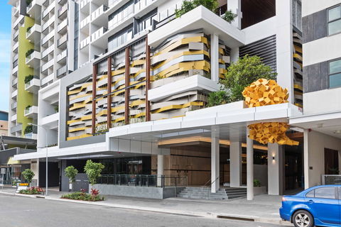 Arise On Hope Street - Accommodation Gold Coast 0
