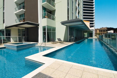 Oaks Festival Towers - Accommodation Gold Coast 2