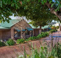 Quality Suites Banksia Gardens - Gold Coast 4U