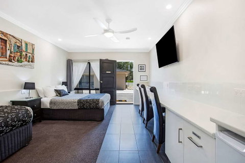 Comfort Inn May Park - Accommodation Gold Coast 1